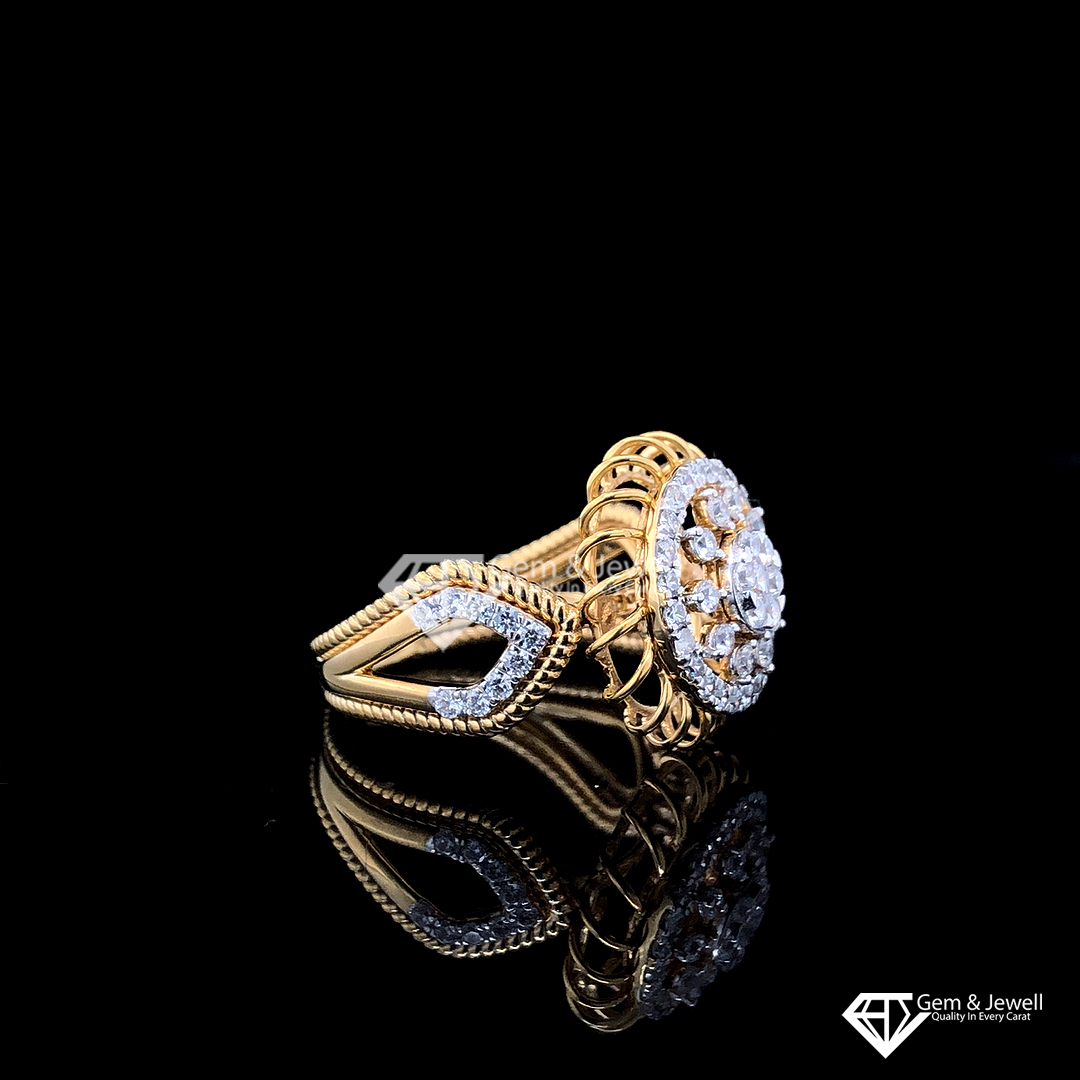 Ethereal Glitter Diamond Ring
