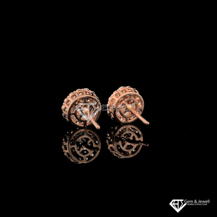 Earring for women with natural Diamonds